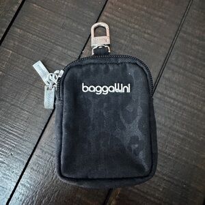 Baggallini Black Leopard Print Pouch